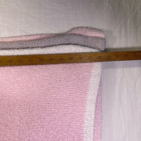 MALIBU LUXXE REVERSIBLE BABY BLANKET (3) - Picture 3 of 4